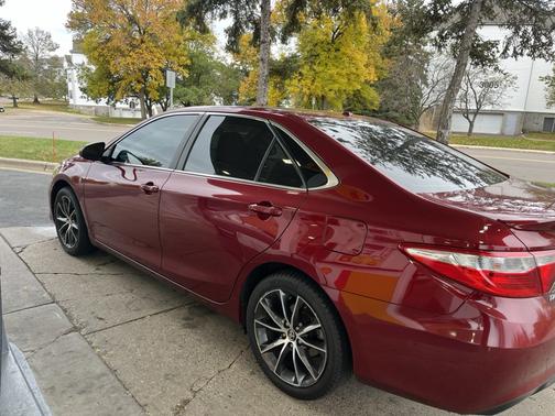 2017 Toyota Camry XLE