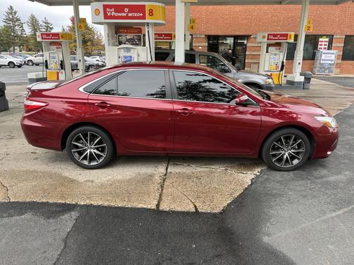2017 Toyota Camry XLE