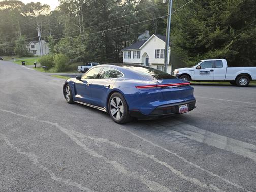 2021 Porsche Taycan 4S