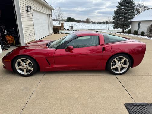 2005 Chevrolet Corvette Base