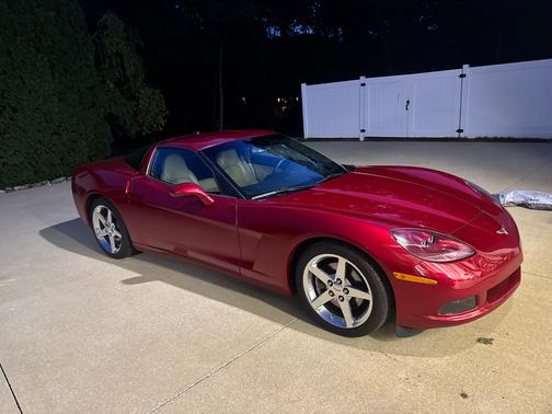 2005 Chevrolet Corvette Base