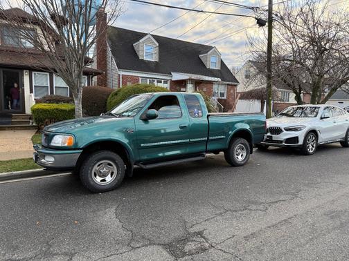 1998 Ford F-150 XLT SuperCab