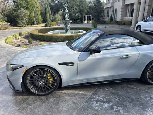 2022 Mercedes-Benz AMG SL 63 Base