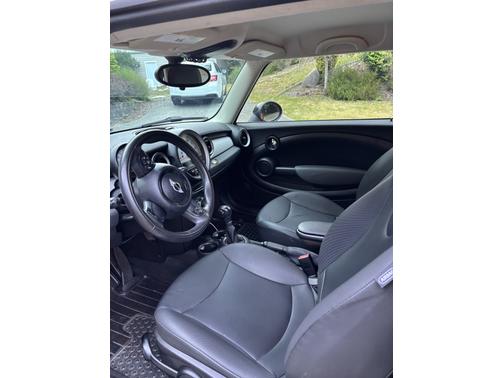 2011 MINI Cooper Base