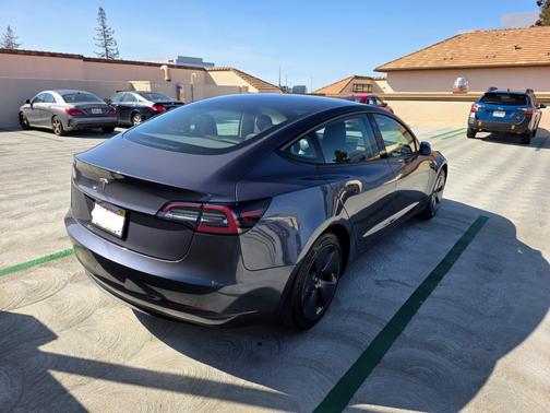 2023 Tesla Model 3 Base