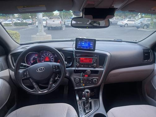 2012 Kia Optima LX