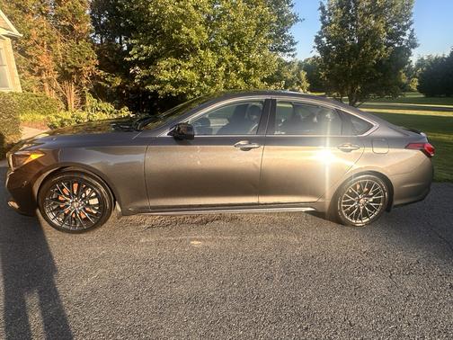 Gray 2018 Genesis G80 3.3T Sport