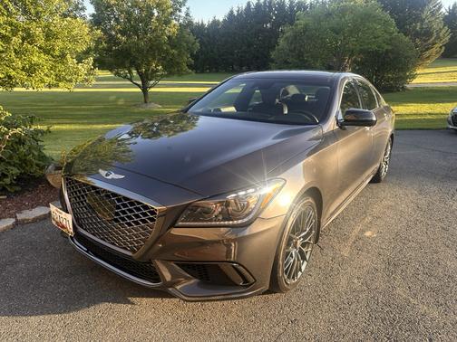 Gray 2018 Genesis G80 3.3T Sport