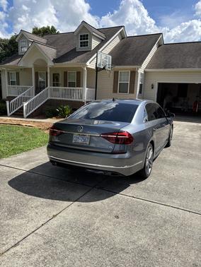 2017 Volkswagen Passat 1.8T R-Line w/Comfort
