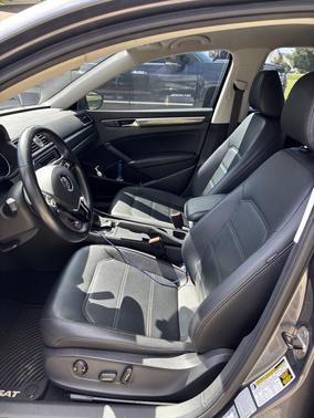 2017 Volkswagen Passat 1.8T R-Line w/Comfort