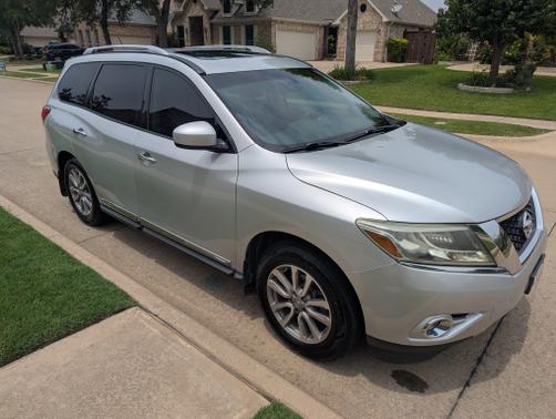 2014 Nissan Pathfinder SL