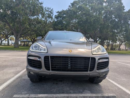 Gray 2008 Porsche Cayenne Cayenne Turbo