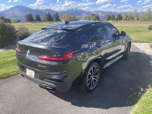 Gray 2021 BMW X4 M40i