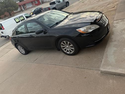 2013 Chrysler 200 Touring