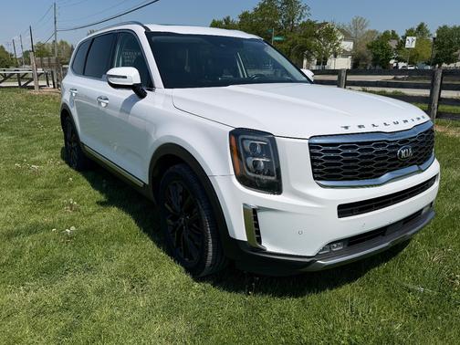 White 2021 Kia Telluride SX