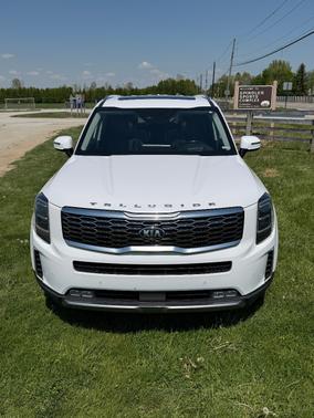 White 2021 Kia Telluride SX