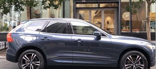 2020 Volvo XC60 T5 Momentum