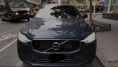 2020 Volvo XC60 T5 Momentum