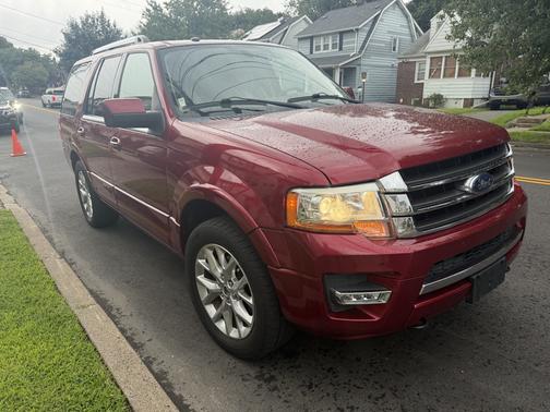 Red 2017 Ford Expedition Limited