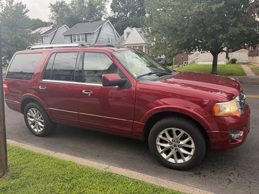 Red 2017 Ford Expedition Limited