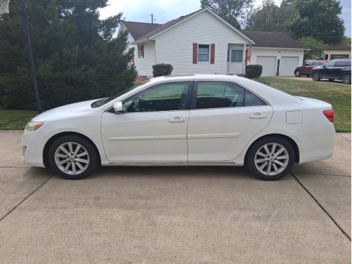 2014 Toyota Camry XLE
