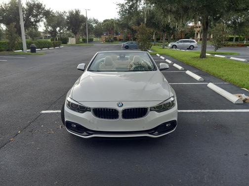 White 2019 BMW 440 i