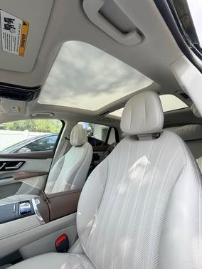 Black 2023 Mercedes-Benz EQS 580 4MATIC