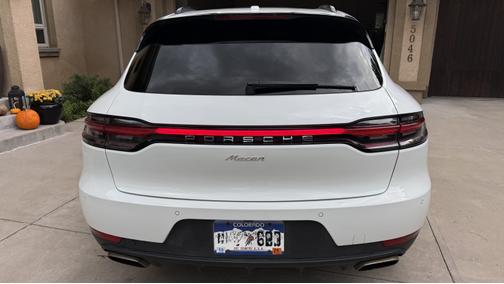 2021 Porsche Macan Macan