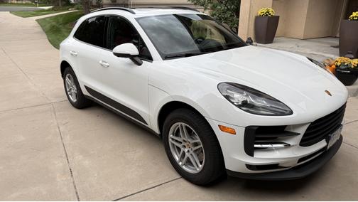 2021 Porsche Macan Macan