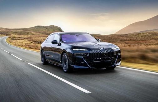 Black 2024 BMW i7 xDrive60