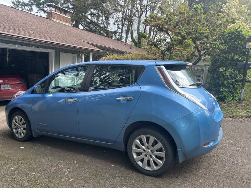 2014 Nissan Leaf S