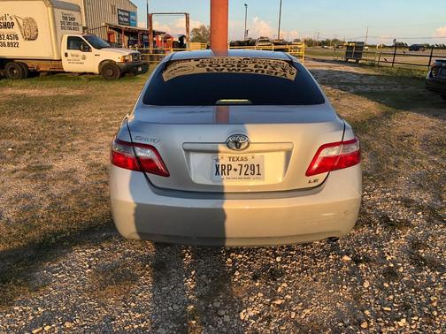 Silver 2007 Toyota Camry SE