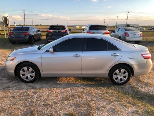 Silver 2007 Toyota Camry SE