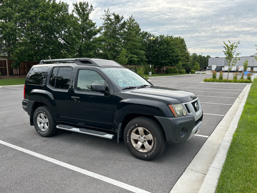 Black 2010 Nissan Xterra S