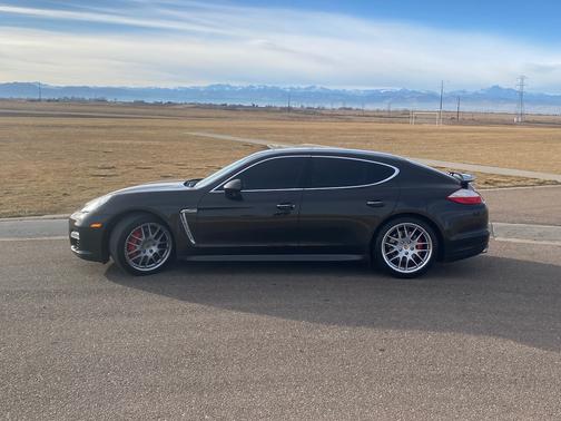2010 Porsche Panamera Panamera Turbo