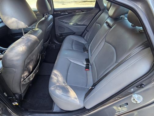 2013 Hyundai SONATA Limited