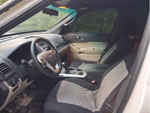 White 2012 Ford Explorer Base