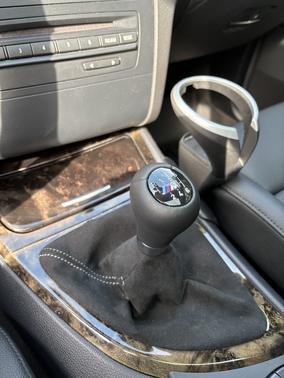 Gray 2009 BMW 135 i