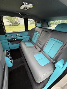 Gray 2022 Rolls-Royce Cullinan Black Badge
