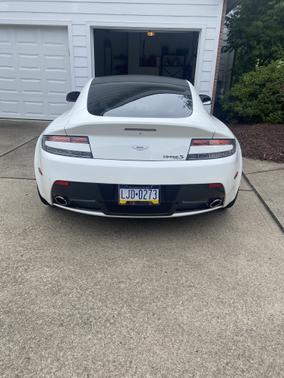 2011 Aston Martin V8 Vantage Base