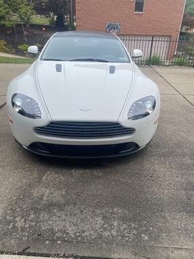 2011 Aston Martin V8 Vantage Base