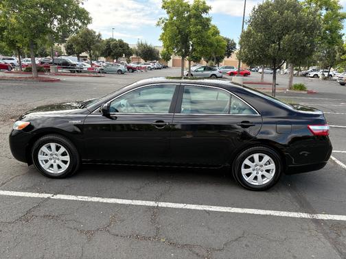 Black 2009 Toyota Camry Hybrid Base