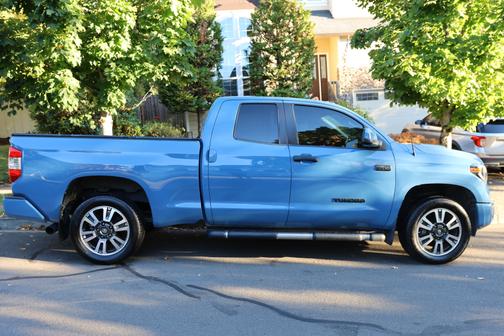 2019 Toyota Tundra SR5