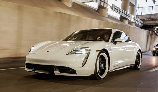 2020 Porsche Taycan Taycan Turbo