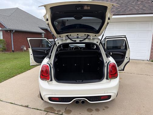 White 2016 MINI Hardtop Cooper S
