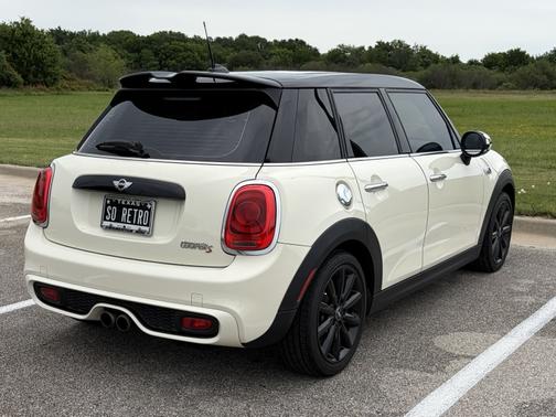 White 2016 MINI Hardtop Cooper S