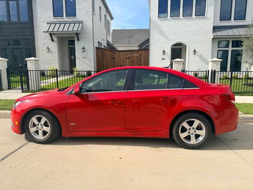 Red 2012 Chevrolet Cruze LT