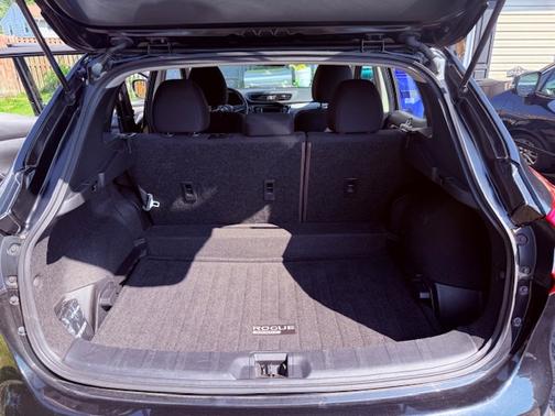 Black 2021 Nissan Rogue Sport S