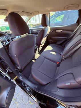 Black 2021 Nissan Rogue Sport S