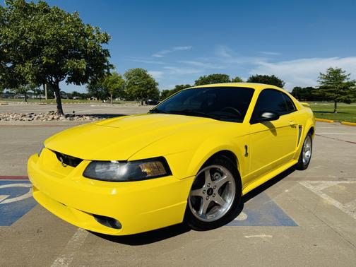 2001 Ford Mustang SVT Cobra